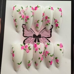 Floral Pink and White Press-On Nails
